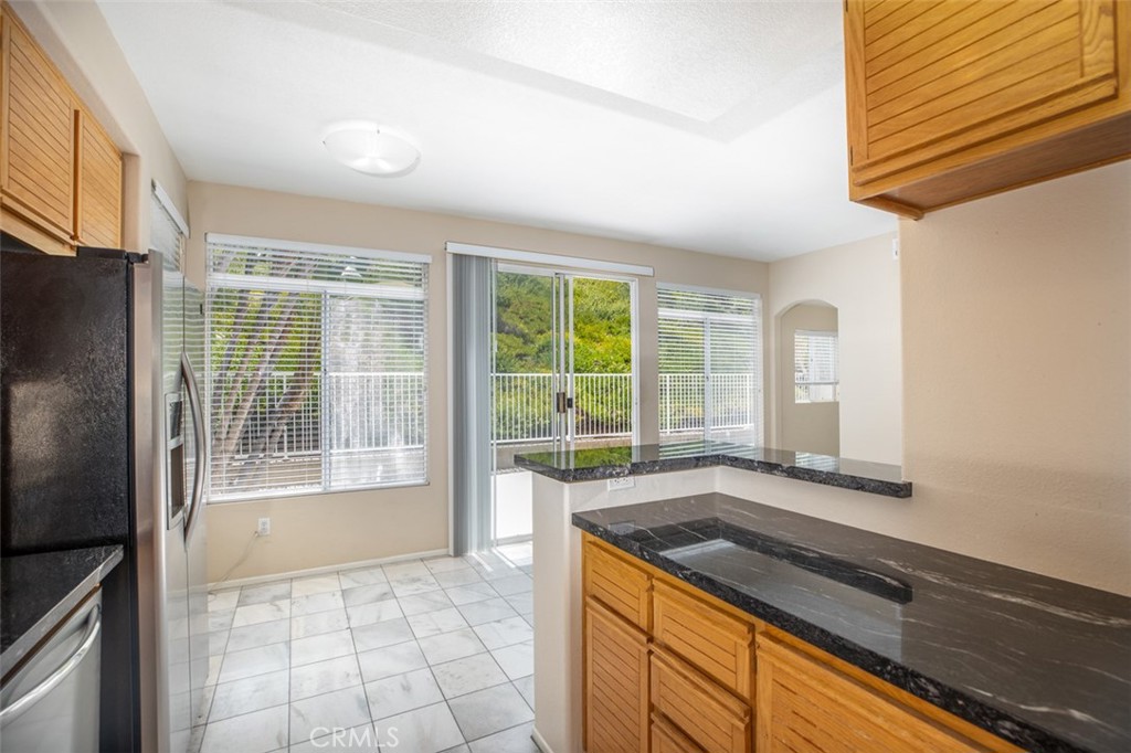 Dfd61395 56a3 41a9 A70e 376e6787611a