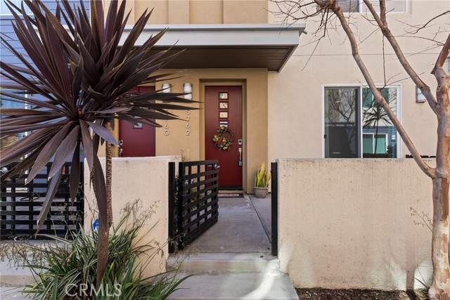 Detail Gallery Image 3 of 30 For 5762 Acacia, Lakewood,  CA 90712 - 3 Beds | 4 Baths