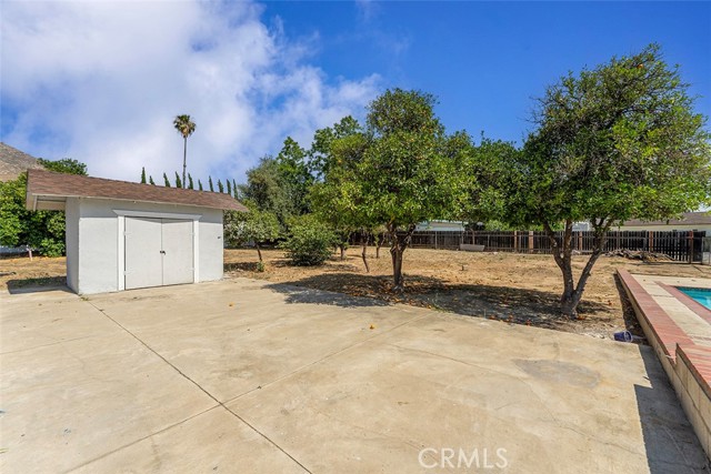 12887 Mount Vernon Avenue, Grand Terrace CA: https://media.crmls.org/medias/dfd6c6d4-3a47-4237-96c1-26736dee5734.jpg