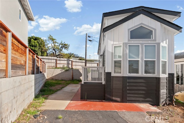 Detail Gallery Image 2 of 22 For 190 27 Main St #27,  Morro Bay,  CA 93442 - 1 Beds | 1 Baths