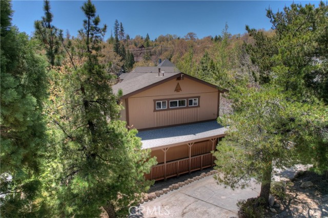 Detail Gallery Image 46 of 53 For 28193 Grenoble Ln, Lake Arrowhead,  CA 92352 - 3 Beds | 2 Baths