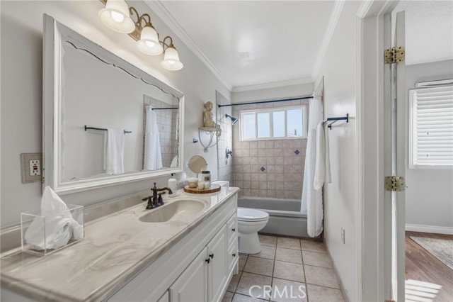 Detail Gallery Image 34 of 36 For 23010 Hartland, West Hills,  CA 91307 - 3 Beds | 2 Baths