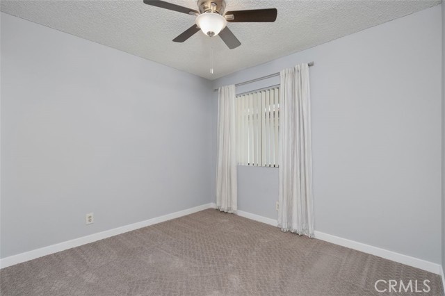 106 S Sierra Madre Boulevard, Pasadena CA: https://media.crmls.org/medias/dfd85a55-7e7d-4642-a9e6-34fd2a685b0e.jpg