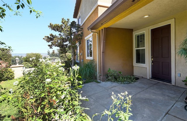 Detail Gallery Image 5 of 31 For 26760 via La Paz, Valencia,  CA 91381 - 3 Beds | 2/1 Baths