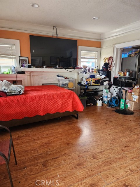 Image 4 of 12 For 1496 Vernon Avenue
