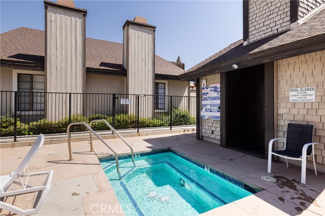 Detail Gallery Image 25 of 25 For 22421 Sherman Way #1,  West Hills,  CA 91307 - 2 Beds | 2 Baths