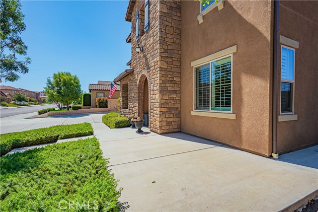 Detail Gallery Image 9 of 62 For 35141 Lantern Light Dr, Winchester,  CA 92596 - 5 Beds | 3/1 Baths