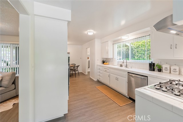 Detail Gallery Image 22 of 55 For 557 S Gardner Dr, Orange,  CA 92866 - 3 Beds | 2 Baths