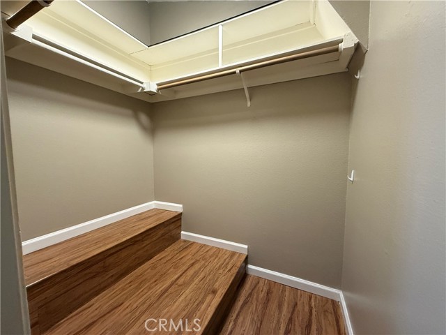 Detail Gallery Image 4 of 11 For 267 N Holliston #7,  Pasadena,  CA 91106 - 2 Beds | 2 Baths