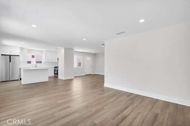 1234 W 89th Street, Los Angeles CA: https://media.crmls.org/medias/dfdb5a7d-b03d-4e32-b70e-db4bf7e57f5e.jpg