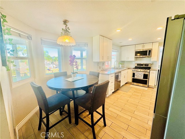 Detail Gallery Image 33 of 52 For 13355 February, Corona,  CA 92879 - 4 Beds | 3 Baths