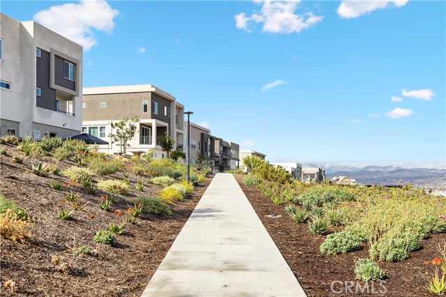 Detail Gallery Image 68 of 71 For 26799 Keystone Loop, Valencia,  CA 91381 - 3 Beds | 3 Baths