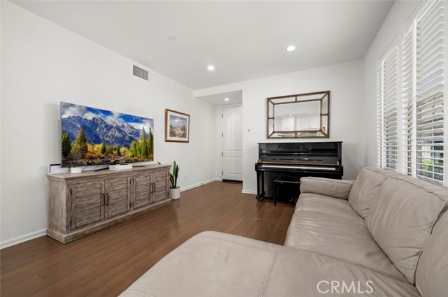 182 Firefly, Irvine CA: https://media.crmls.org/medias/dfdc0dab-48ff-4740-a237-0548c4f4cef6.jpg