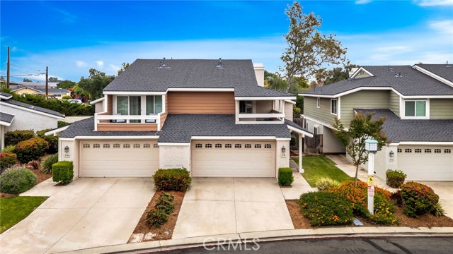 Detail Gallery Image 1 of 37 For 3736 Live Oak Dr, Pomona,  CA 91767 - 2 Beds | 3 Baths