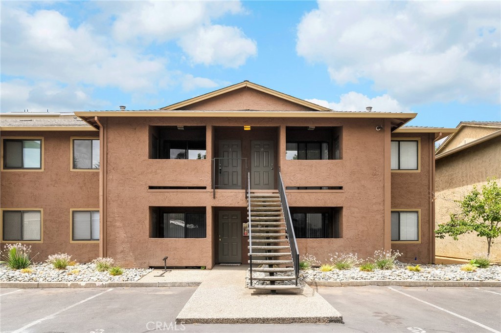 1114 Nord Avenue #8