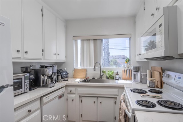  Income Home for Sale in Burbank, California