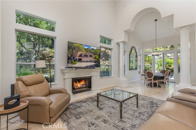 Detail Gallery Image 5 of 49 For 3550 Three Springs Dr, Westlake Village,  CA 91361 - 5 Beds | 4 Baths
