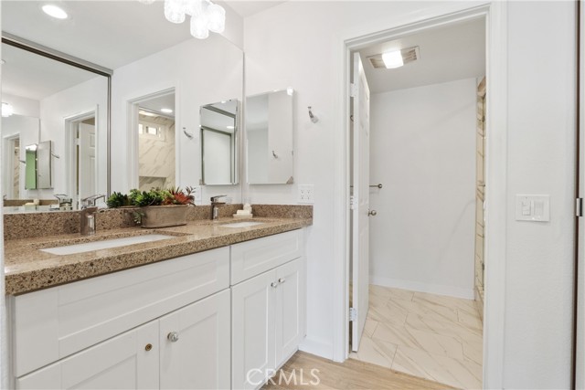 Detail Gallery Image 13 of 20 For 2389 W via Mariposa 2e,  Laguna Woods,  CA 92637 - 2 Beds | 2 Baths