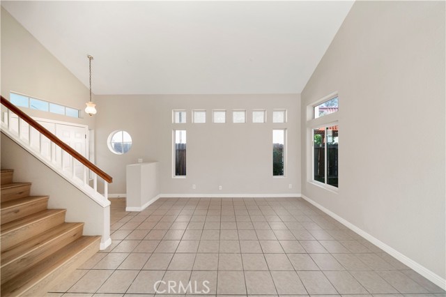 Detail Gallery Image 6 of 36 For 15965 Peach Tree Ln, Fontana,  CA 92337 - 4 Beds | 3 Baths