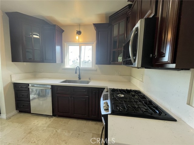 Detail Gallery Image 13 of 13 For 120 Savona Walk, Long Beach,  CA 90803 - 2 Beds | 1 Baths