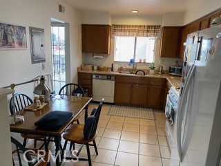 356 West California, 23 photo 8