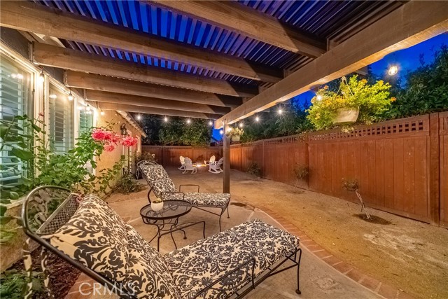 2060 Belgrave Court, Simi Valley CA: https://media.crmls.org/medias/dfe0f997-e5f9-486d-99ea-59a9f7c0e965.jpg