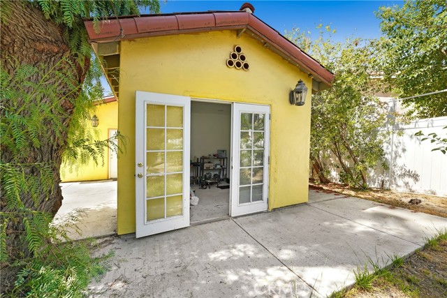 20751 Parthenia Street, Winnetka CA: https://media.crmls.org/medias/dfe12f3a-04bd-42f8-a1d4-b0d8c93e14f4.jpg