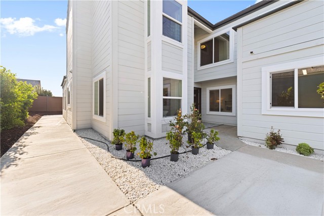 Detail Gallery Image 7 of 55 For 39 Cape Cod, Irvine,  CA 92620 - 4 Beds | 3 Baths