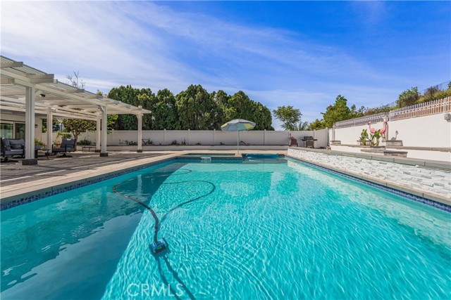 Detail Gallery Image 40 of 49 For 573 N Jalapa, Covina,  CA 91724 - 6 Beds | 3/1 Baths