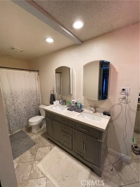 Detail Gallery Image 10 of 35 For 7928 Oakwood Ave, Hesperia,  CA 92345 - 3 Beds | 2 Baths