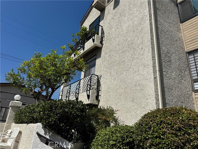 2 Bed Home for Sale in Burbank, California