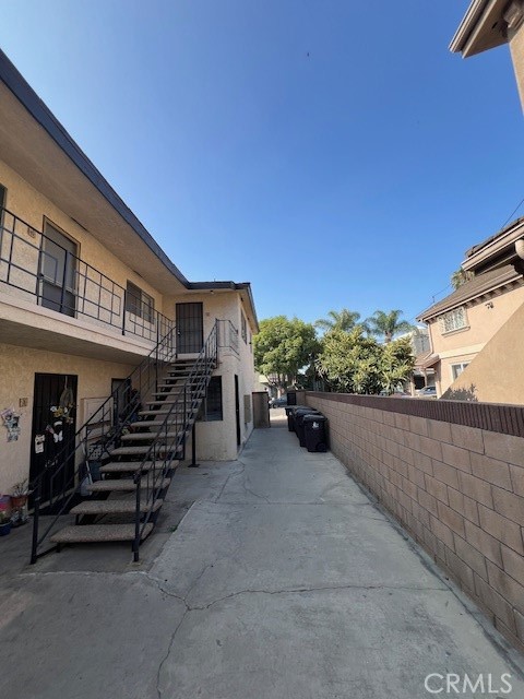 Detail Gallery Image 17 of 17 For 1004 E 5th St #5,  Long Beach,  CA 90802 - 2 Beds | 1 Baths