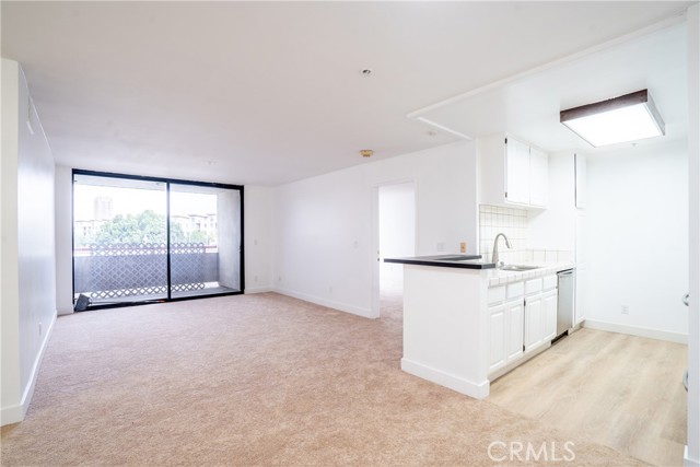 Detail Gallery Image 8 of 24 For 222 S Central, Los Angeles,  CA 90012 - 2 Beds | 2 Baths