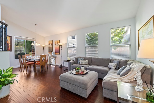 Detail Gallery Image 6 of 49 For 552 Chesterfield, San Marcos,  CA 92069 - 4 Beds | 3 Baths