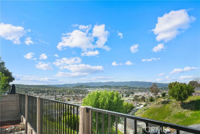 Detail Gallery Image 38 of 38 For 27903 Vista View Dr, Canyon Country,  CA 91351 - 3 Beds | 2 Baths