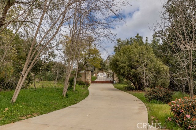 Detail Gallery Image 40 of 73 For 45975 Sandia Creek Dr Dr, Temecula,  CA 92590 - 4 Beds | 3/1 Baths