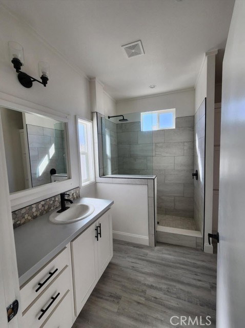 2627 E La Palma Avenue, Anaheim CA: https://media.crmls.org/medias/dfe95f17-aeda-4bf8-8f6f-fe9cd95ca89b.jpg