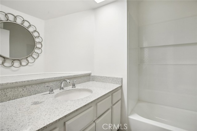 Detail Gallery Image 14 of 32 For 735 Wingate Bay #50,  Costa Mesa,  CA 92626 - 2 Beds | 2 Baths