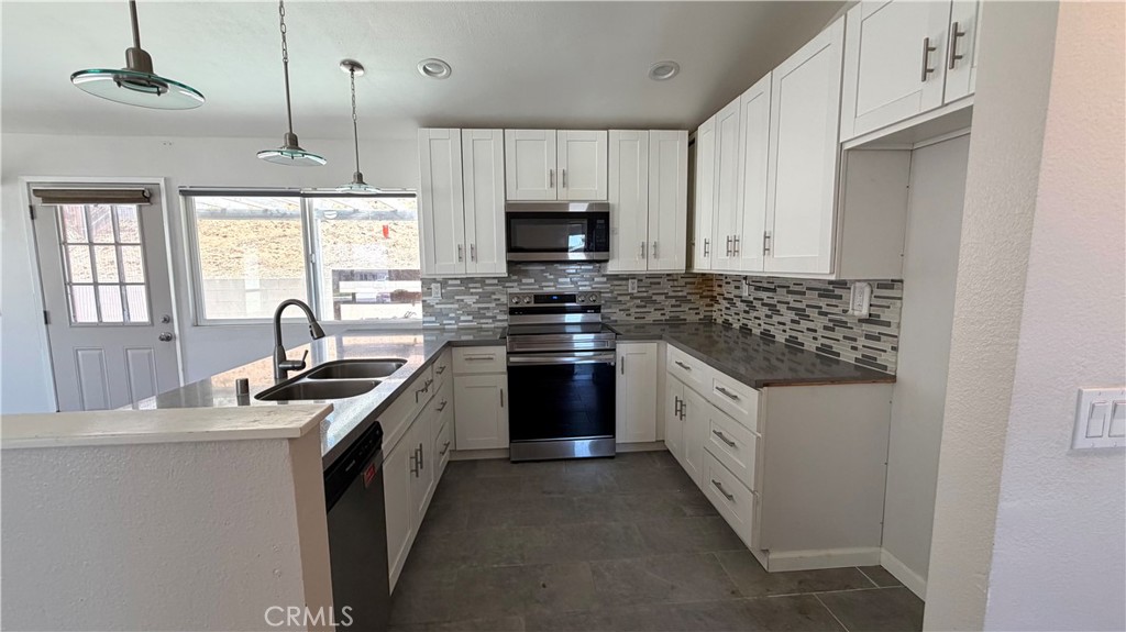 330 James Street - photo 4
