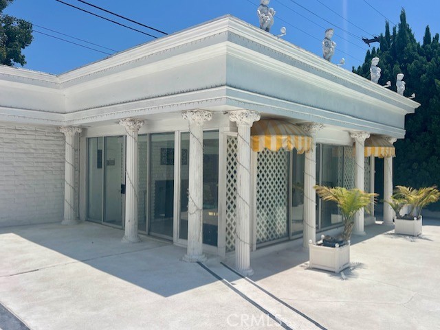 730 Santiago Avenue, Long Beach CA: https://media.crmls.org/medias/dfeb26ba-87dc-406b-9c17-ed542d340d31.jpg