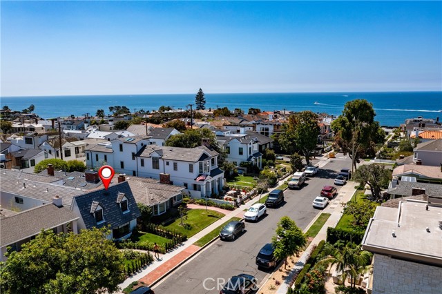 Detail Gallery Image 1 of 1 For 310 Orchid Ave, Corona Del Mar,  CA 92625 - 5 Beds | 5 Baths