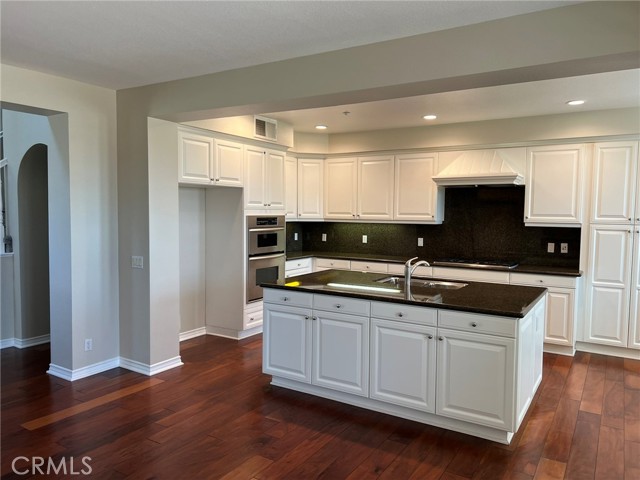 Detail Gallery Image 4 of 26 For 31 Tuscany, Ladera Ranch,  CA 92694 - 3 Beds | 3/1 Baths