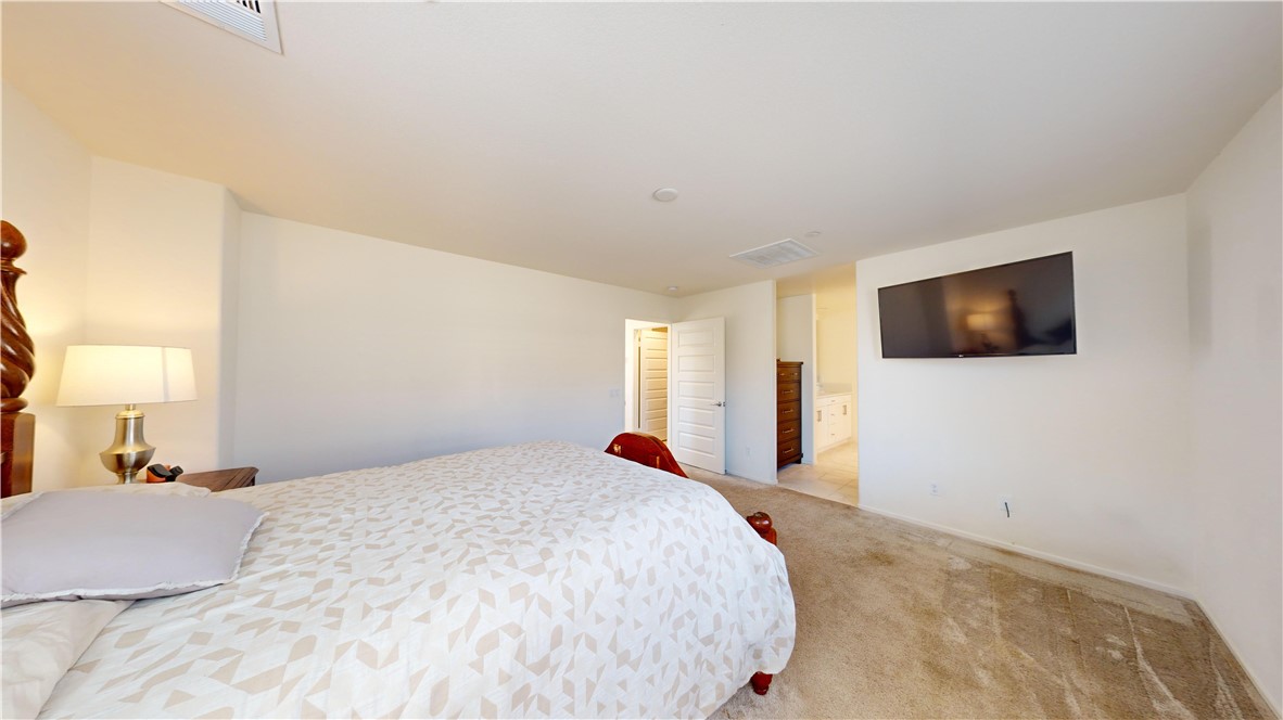 Detail Gallery Image 14 of 36 For 165 Linden Ct, Perris,  CA 92571 - 3 Beds | 2/1 Baths