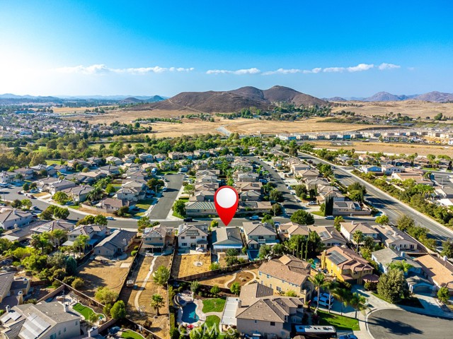 Detail Gallery Image 8 of 42 For 32229 Kale Ln, Winchester,  CA 92596 - 3 Beds | 2 Baths