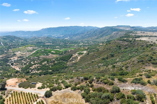 15 Via Escalon, Temecula CA: https://media.crmls.org/medias/dfeee5f9-024e-4c78-a671-8f5f95c83aa2.jpg