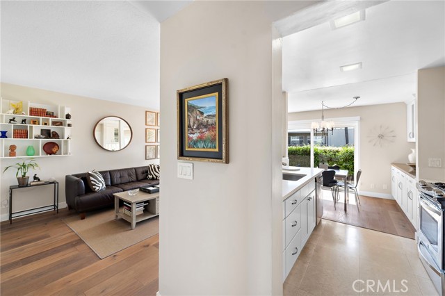 21703 Ocean Vista Drive, Laguna Beach CA: https://media.crmls.org/medias/dfefc92f-60f6-4ac2-9e08-4f639ca60a7c.jpg