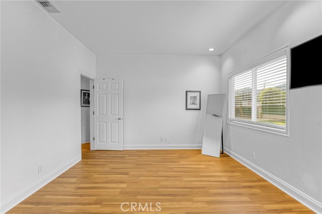 Detail Gallery Image 13 of 47 For 10566 Andora, Chatsworth,  CA 91311 - 2 Beds | 1/1 Baths