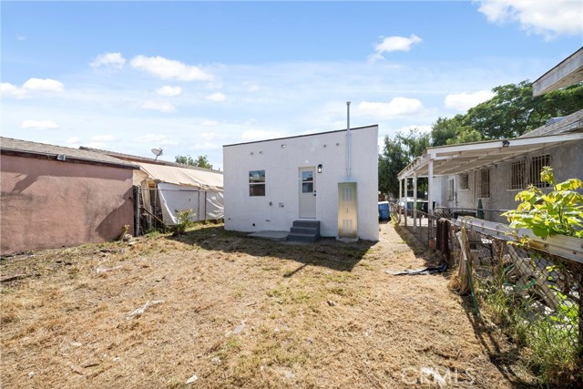 Detail Gallery Image 6 of 29 For 9613 Wilmington Ave, Los Angeles,  CA 90002 - 2 Beds | 1 Baths