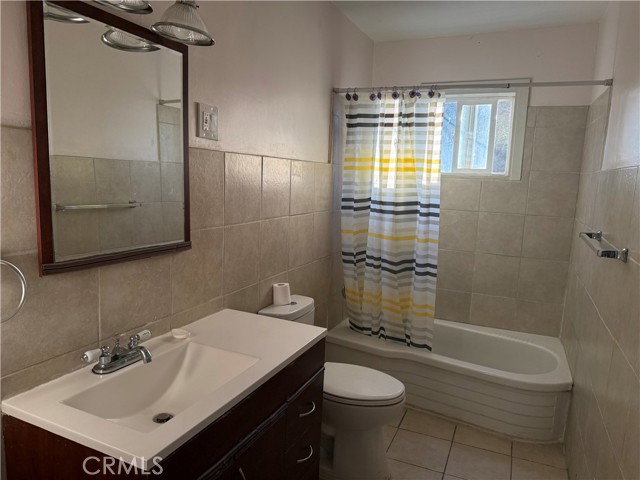 Detail Gallery Image 8 of 13 For 3718 Byron, Corona,  CA 92879 - 3 Beds | 1 Baths