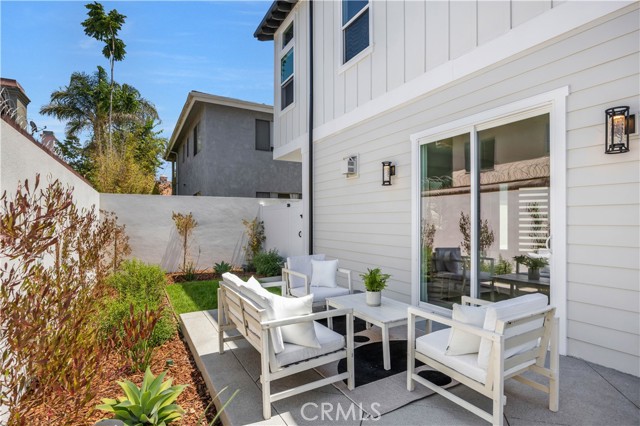Detail Gallery Image 41 of 47 For 2619 Huntington Ln #B,  Redondo Beach,  CA 90278 - 4 Beds | 3/1 Baths